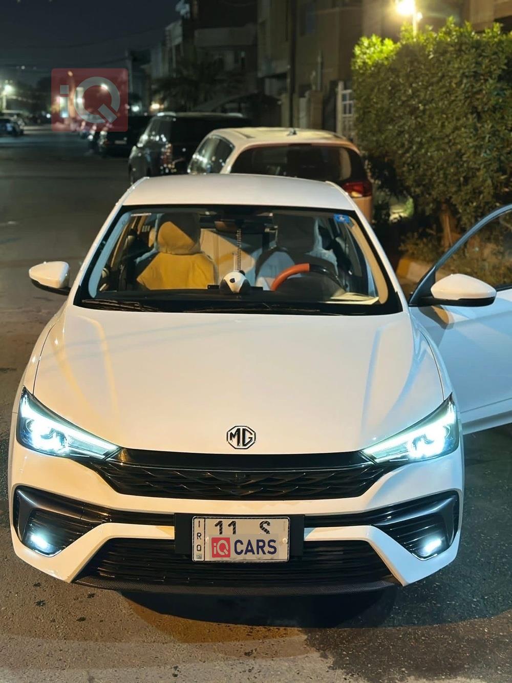 MG 5 Plus